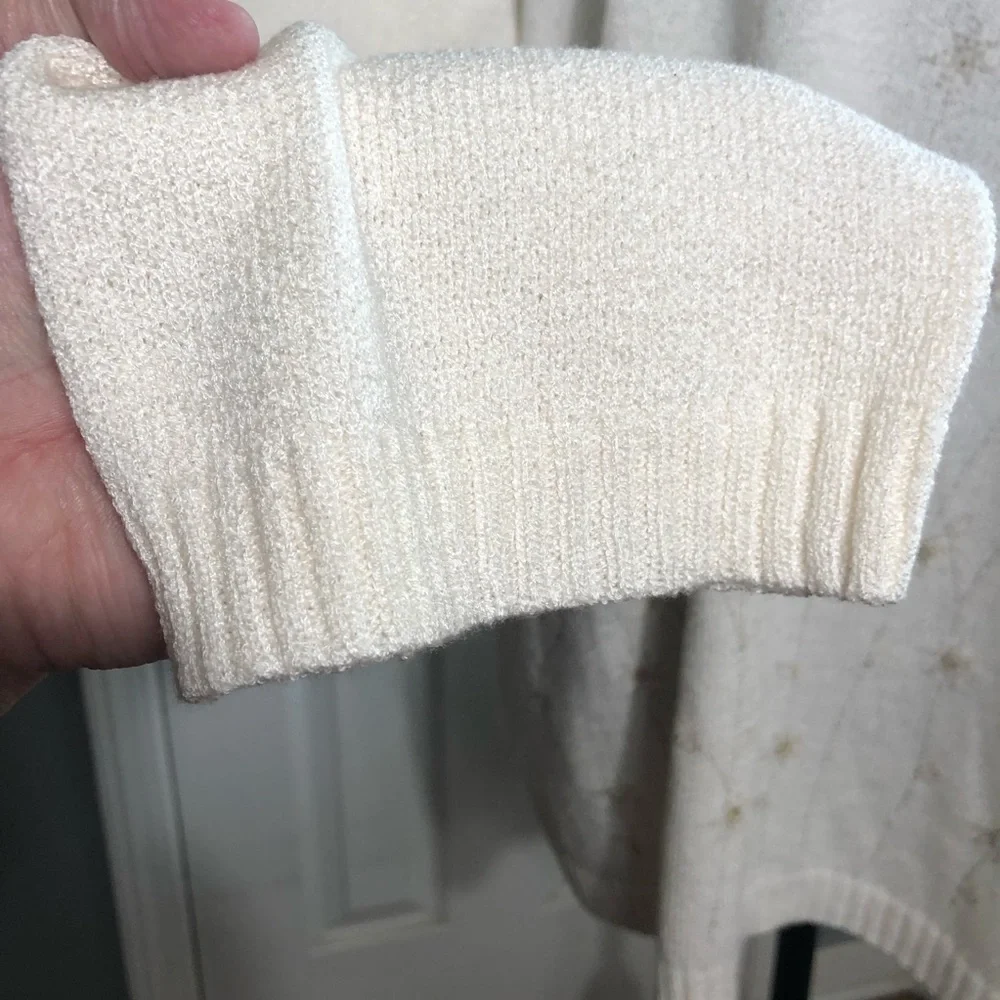 Cream and Gold Star Accent Acrylic Sweater - Picture 5 of 8